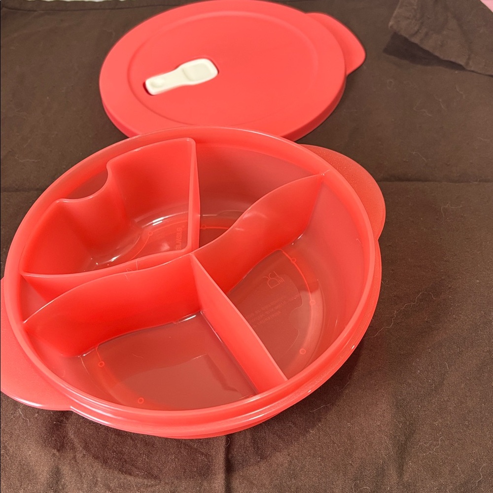 Tupperware NWOT Divided Food Storage Container.